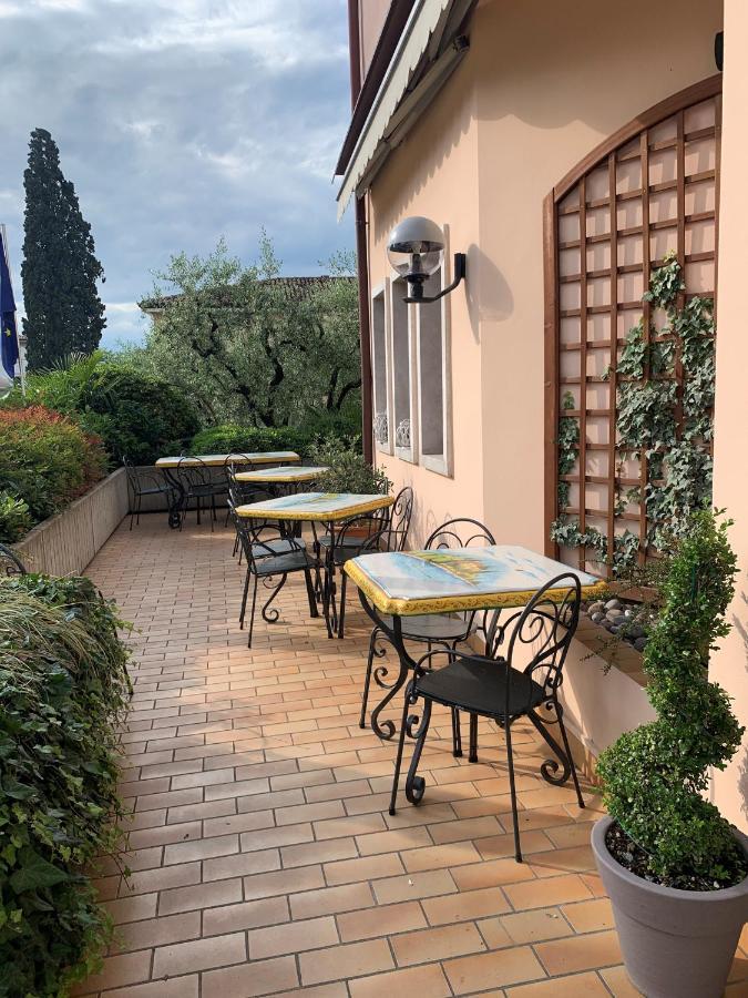 Hotel Santa Maria - Bardolino Town Center Exteriör bild