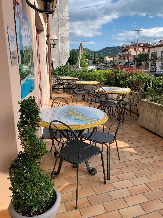 Hotel Santa Maria - Bardolino Town Center Exteriör bild